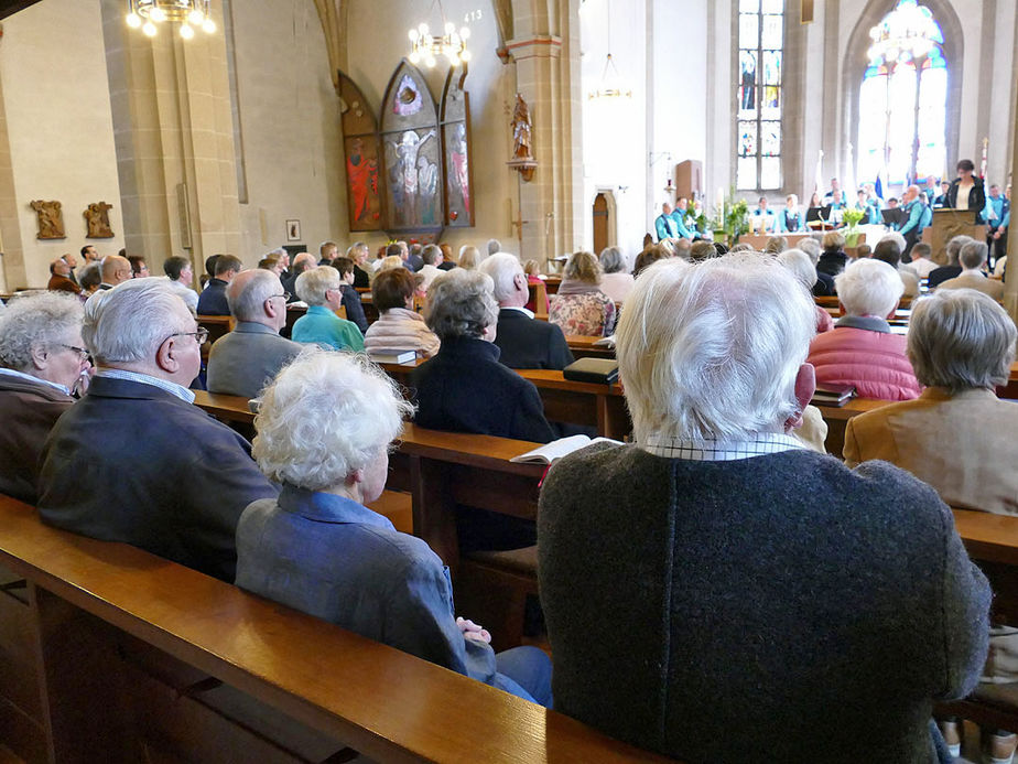 Festgottesdienst für die Kommunionjubilare an Ostermontag (Foto: Karl-Franz Thiede)